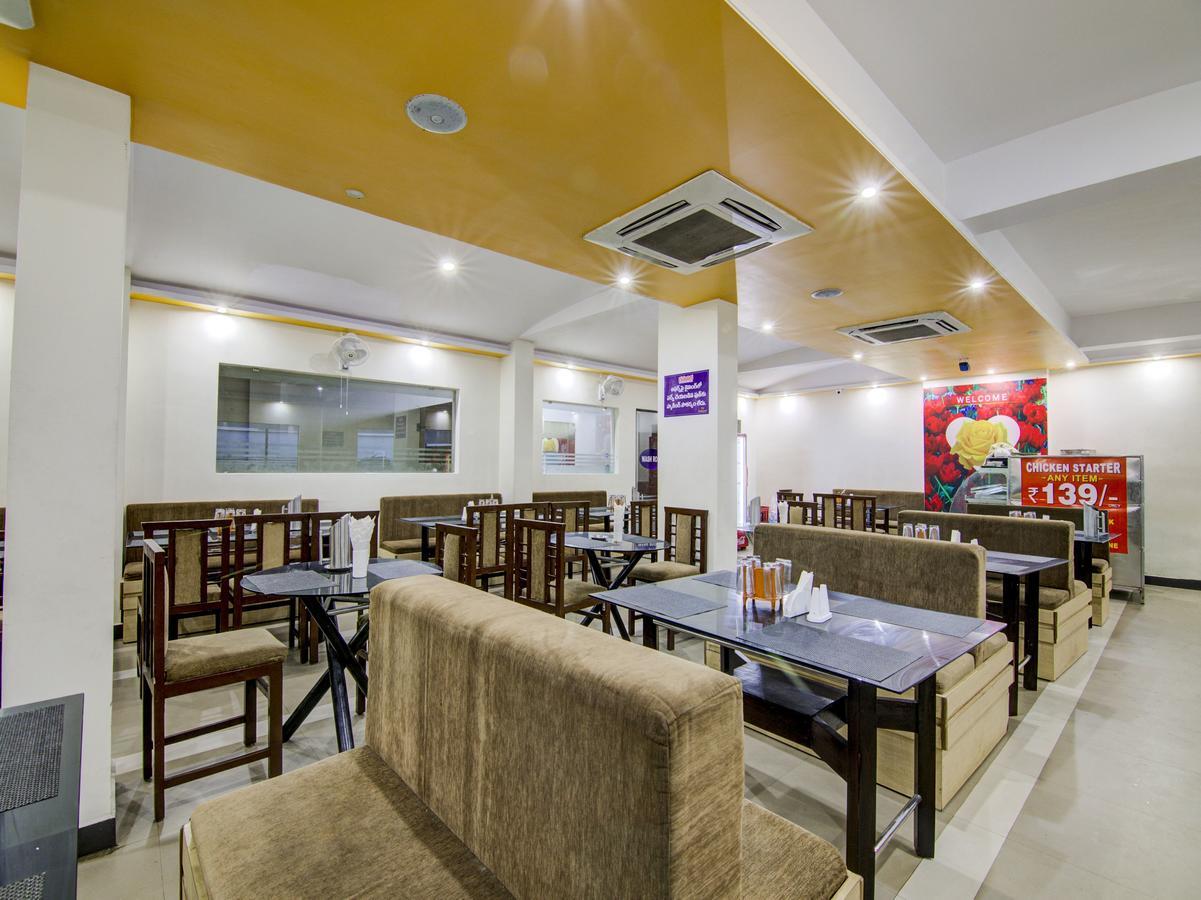 ויסאקפאטנם Oyo 5362 Hotel Spar Grand מראה חיצוני תמונה