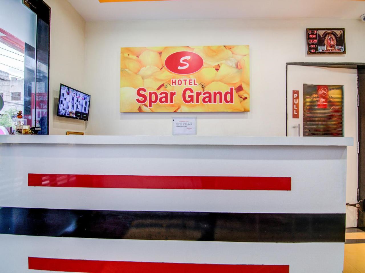 ויסאקפאטנם Oyo 5362 Hotel Spar Grand מראה חיצוני תמונה